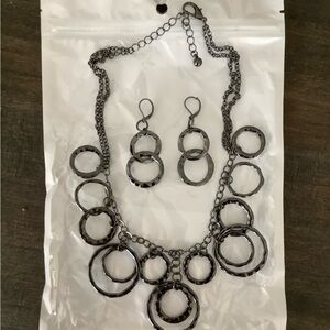Elegant Silver Circle Necklace and Earring Set